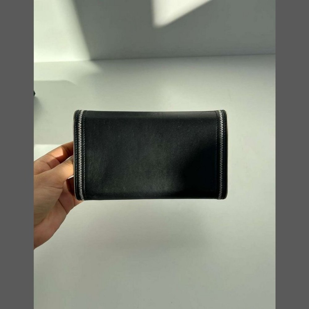 Chanel Wallet - Picture 3 of 10